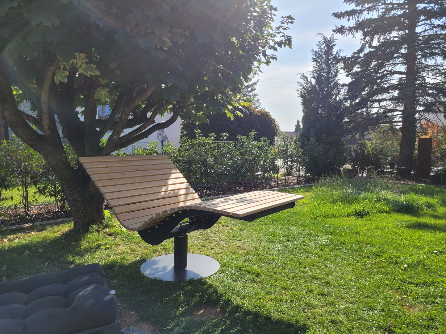 Sonnenliege für den Garten (ohne Holz) - drehbar - mit Feststellbremse - für 2 Personen - pulverbeschichtet